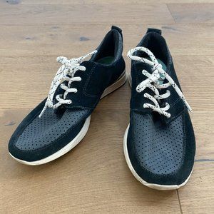 Reef Black Sneaker